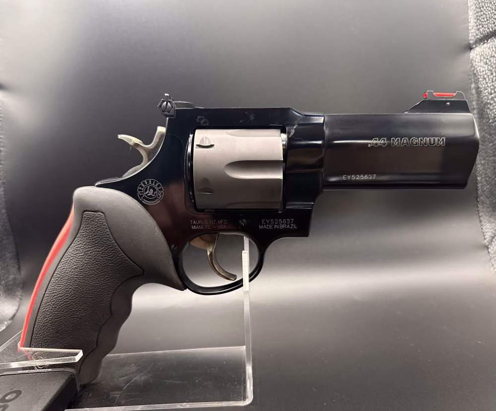 Taurus Titanium 44 Magnum