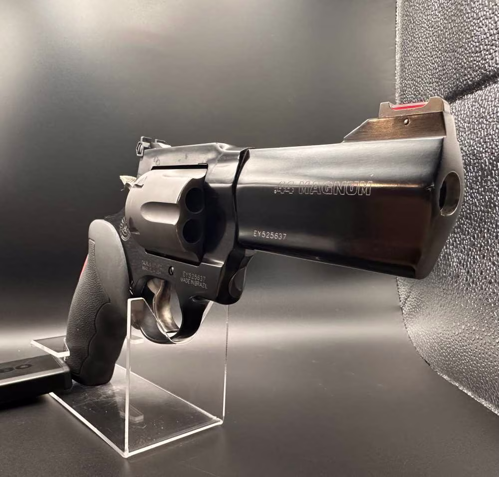Taurus Ultra-Lite Titanium .44 Magnum - Easy Cary - Image 6