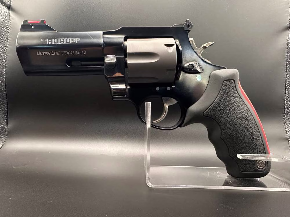 Taurus Titanium 44 Magnum